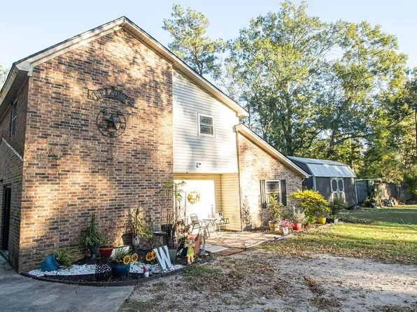 6220 Crosstimber Dr, Orange, TX 77632