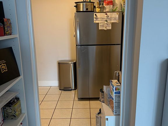 3rd image of 580 N Bank Ln APT 34
