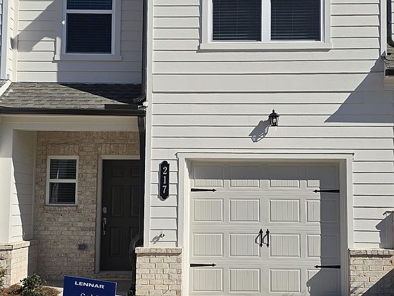 4th image of 209 Kenoot Dr