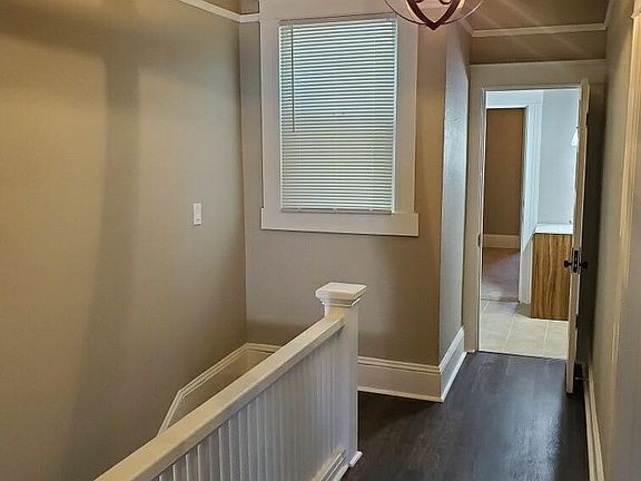 3rd image of 327 5th St #327