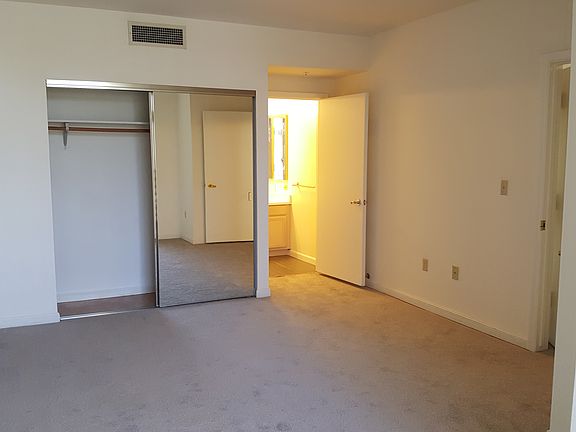 5th image of 550 Ortega Ave