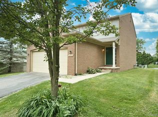 8997 Newport Ct #2, Livonia, MI 48150