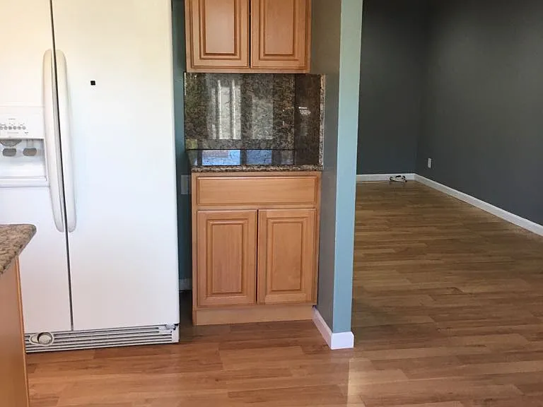 4501 Guiso Cmn — Photo 3