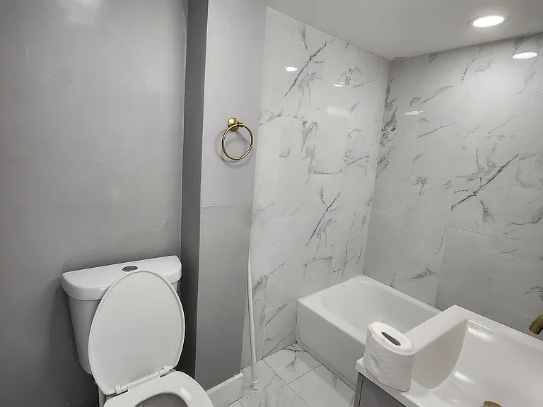 87 Spring St #2 — Photo 3