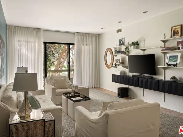141 S Linden Dr APT 204, Beverly Hills, CA 90212