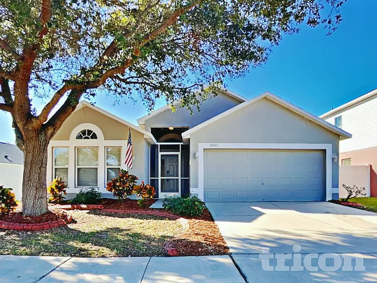 12945 Bridleford Dr — Photo 2
