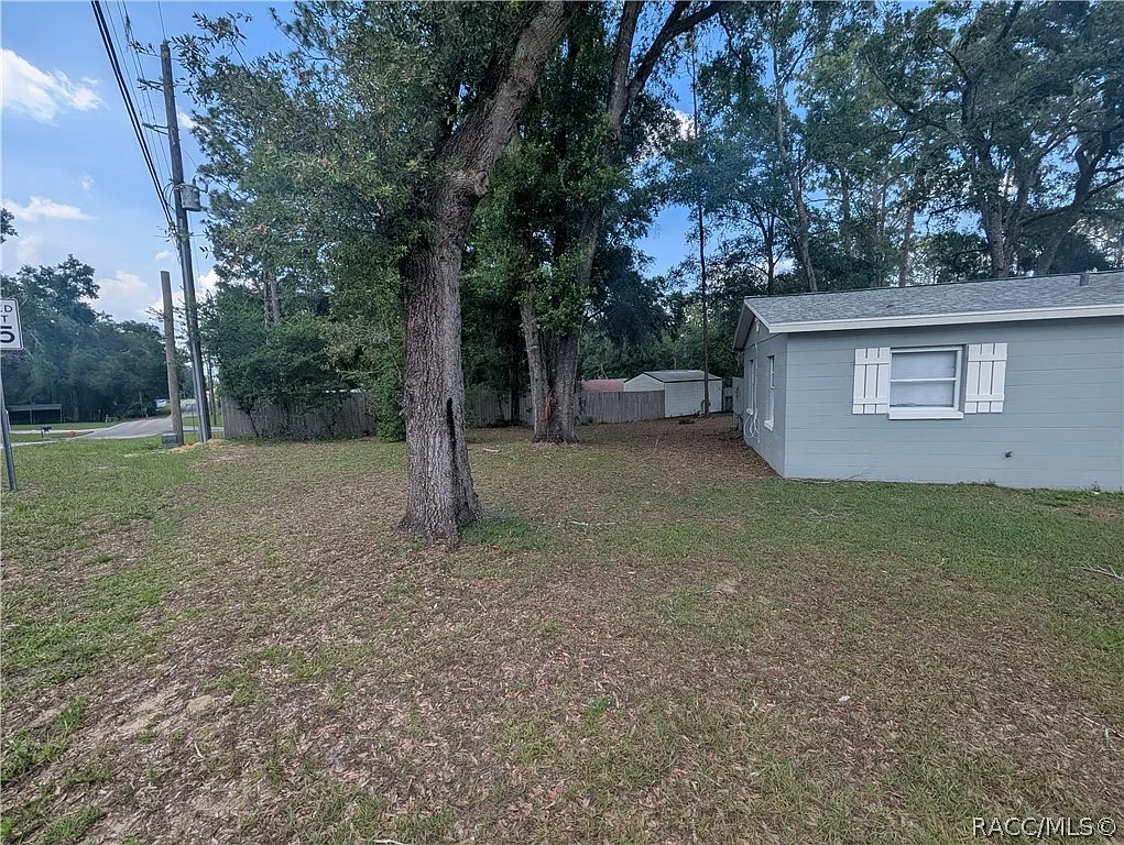 2 bed, 950 sqft, $1,400 — Photo 4