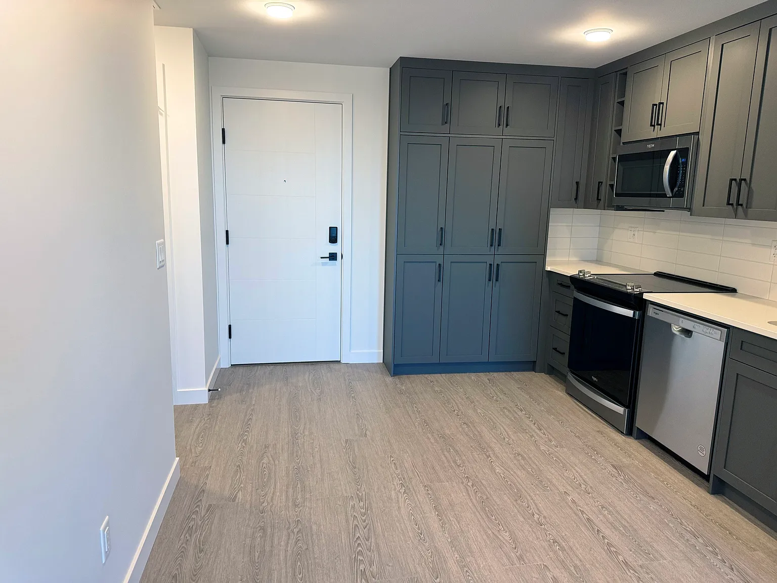 #605, 3932 University Ave NW (CP208) — Photo 2