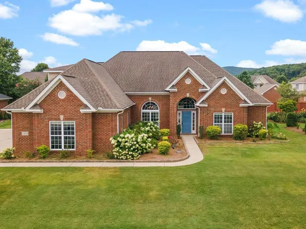 3202 Sandstone St SE, Owens Cross Roads, AL 35763