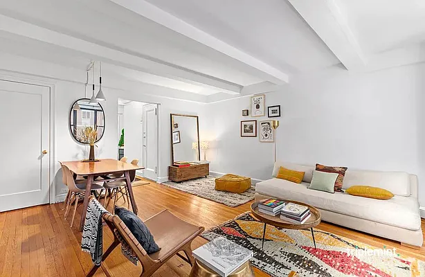 Rented by Grand Group Realty | media 2