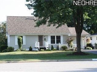 1202 Terrace Rd NW, North Canton, OH 44720