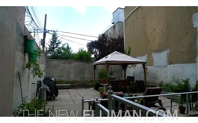 Rented by Douglas Elliman | media 8