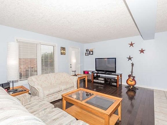 3rd image of 73 Carrington Pl