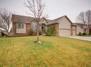 10311 W Westlakes Ct, Wichita, KS 67205