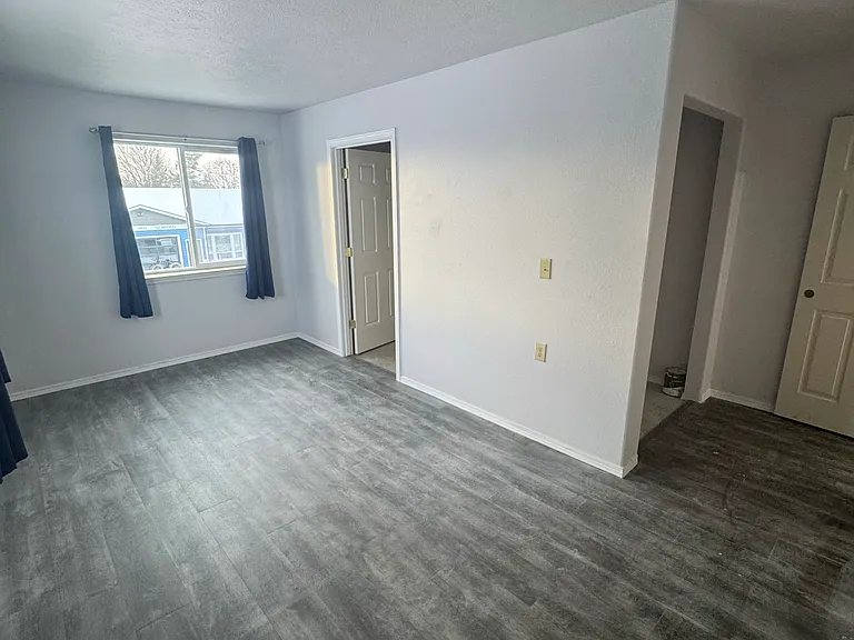 9529 E Mission Ave — Photo 18