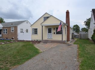 910 S Hague Ave, Columbus, OH 43204