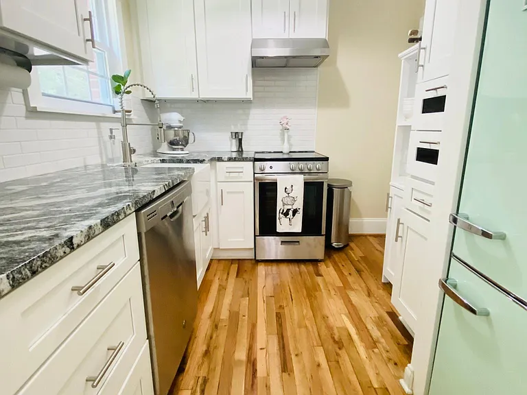 2548 E Greenbrier Rd #G — Photo 1