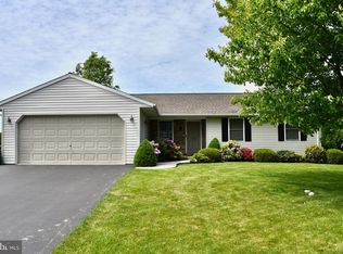 146 Sweetwater Ln #L-0408, Newmanstown, PA 17073
