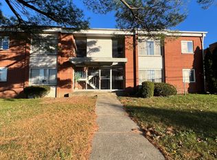 2003 Warrensville Center Rd APT 5, Cleveland, OH 44121