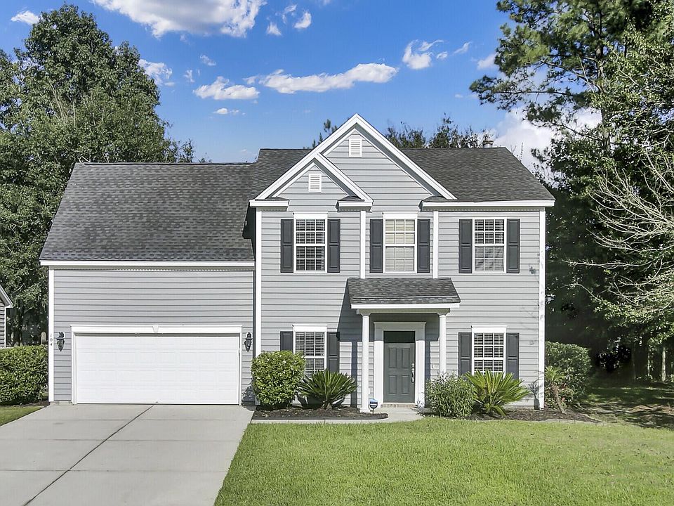 1st image of 104 Chancellors Dr