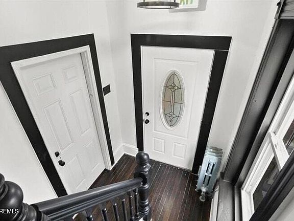 3rd image of 414-416 Main St #416B
