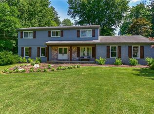 4149 Canfield Rd, Canfield, OH 44406