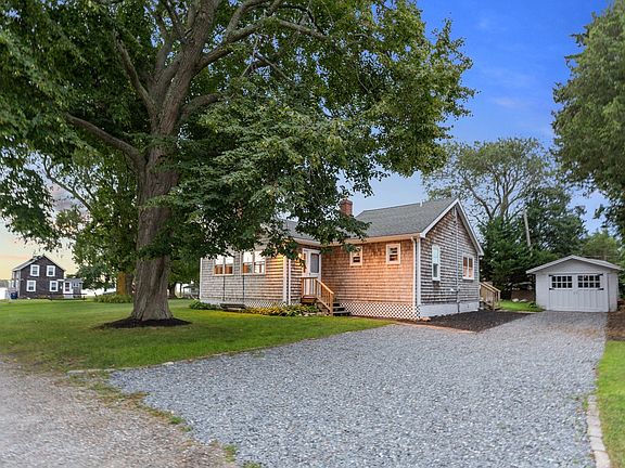 2nd image of 5 Wampanoag Dr