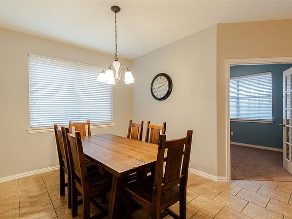 5th image of 1204 Bexar Ave