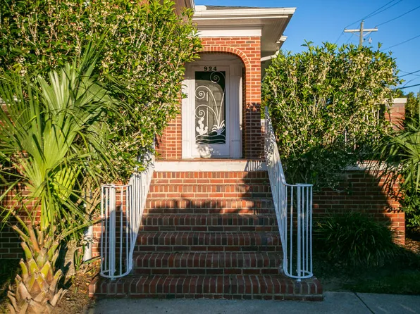 924 Ashley Ave, Charleston, SC 29403