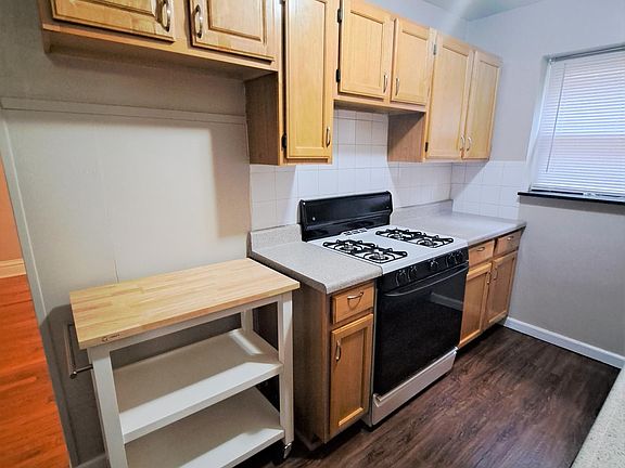 5th image of 4617 Shenandoah Ave APT 1W