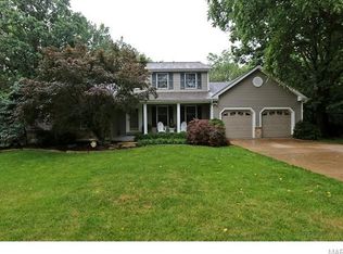 14745 Greenleaf Valley Dr, Chesterfield, MO