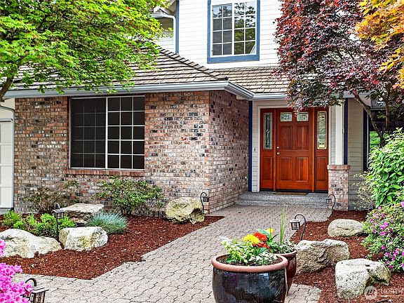 2nd image of 19223 63rd Avenue NE