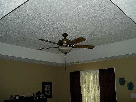 5th image of 185 Amos Lake Dr