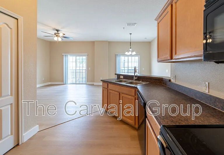 6646 S Goldenrod Rd #A — Photo 12
