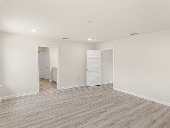 5th image of 115 Cades Ct