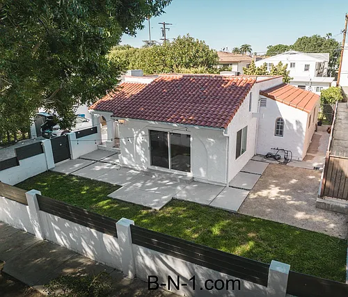 923 N Stanley Ave Photo 1