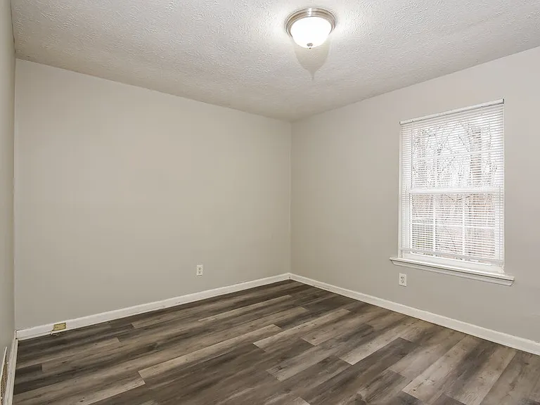 3504 Sandra Dr — Photo 15