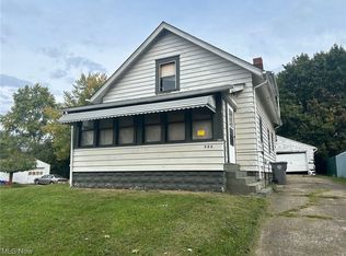904 E Florida Ave, Youngstown, OH