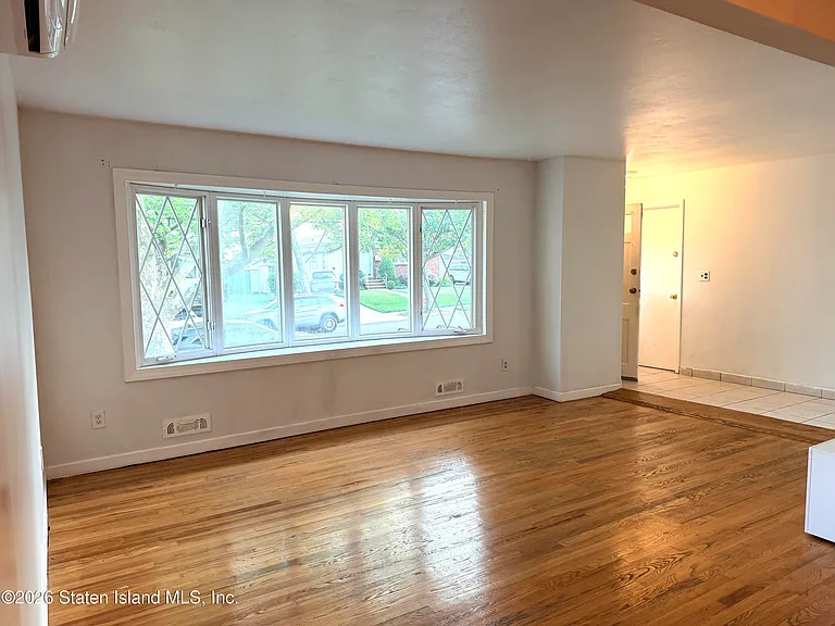 11 W Cedarview Ave #1 — Photo 4