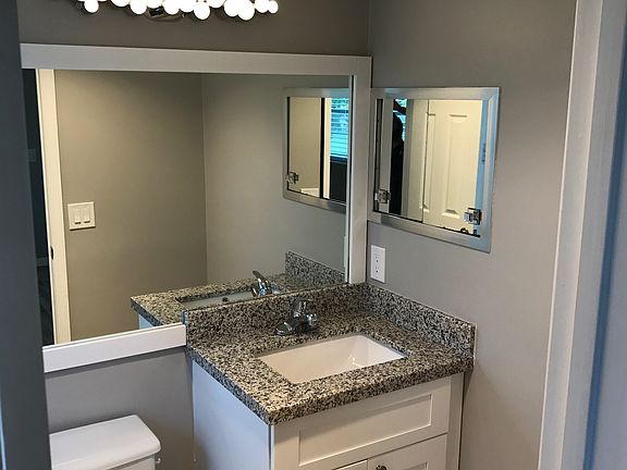 3rd image of 144 Camden G