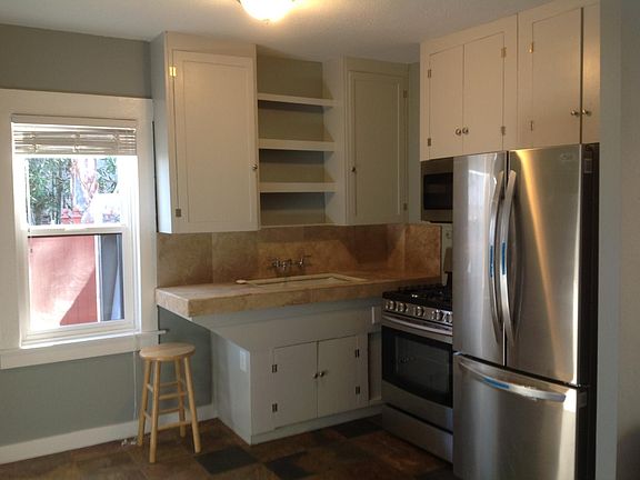 4th image of 3787 Boundary St