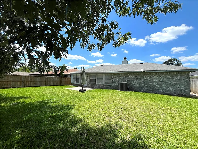 16893 Blue Jay St — Photo 3