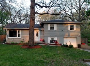 3316 Dell Oak Dr, Decatur, IL 62526