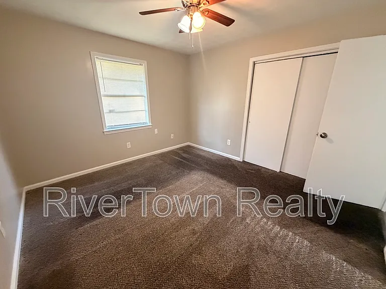 3535 Debby Dr — Photo 8