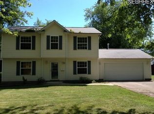 1725 Benjamin Rd, Madison, OH 44057