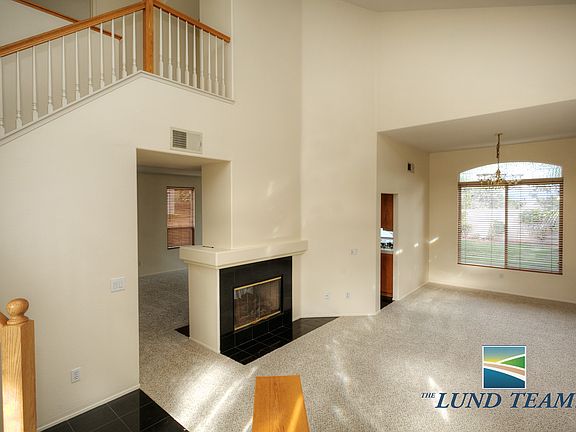 4th image of 734 Lupine Dr