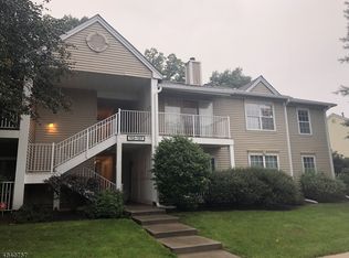 127 Lindsey Ct, Franklin Park, NJ 08823