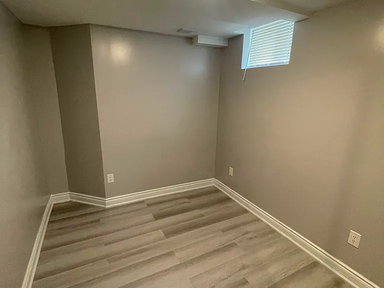 110 Highland Rd E #123 — Photo 5