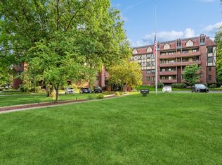 2880 Grand Ave APT 308, Des Moines, IA 50312