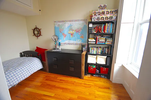 Rented by Landmark Realty & Management | media 16
